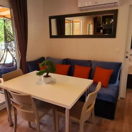 Lorita Mobile Apartmán *